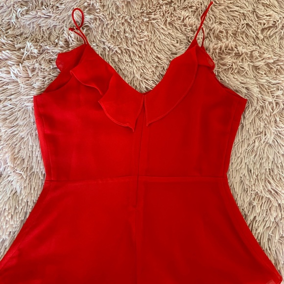 ⚡️Red Fitted Peplum Tank Top⚡️ - Picture 3 of 3